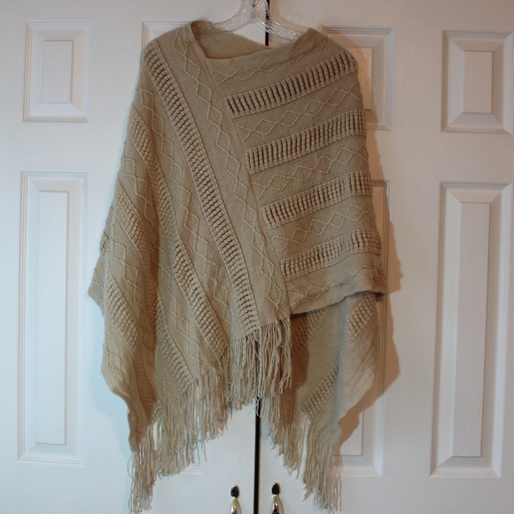 Beige Sweater Poncho Top - Picture 2 of 3
